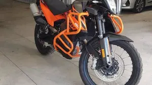 KTM 890 Adventure (2021)  (3)