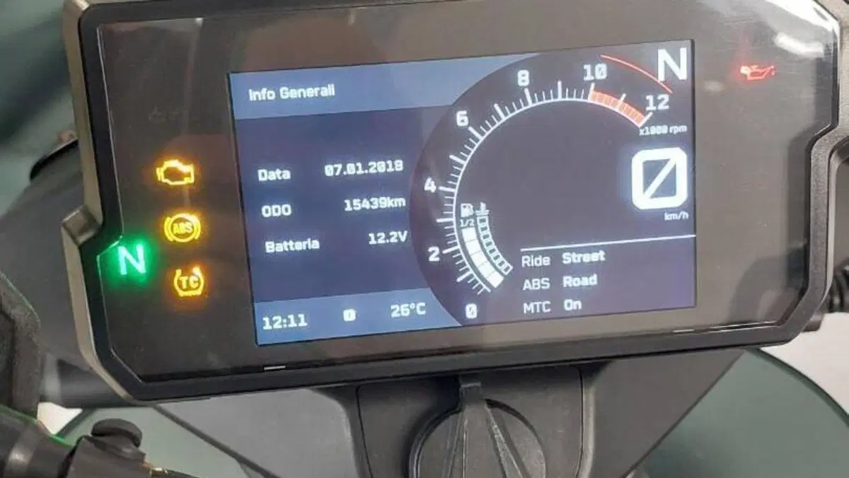 KTM 890 Adventure (2021)  (6)