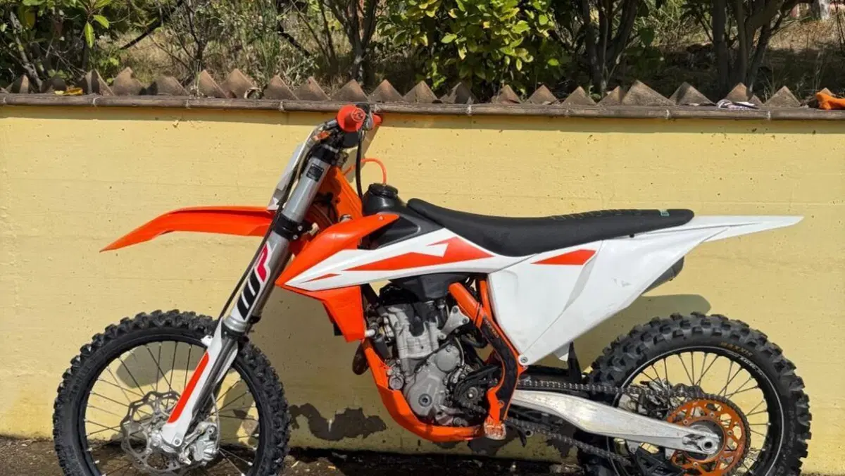 KTM 250 SX-F (2019)  (4)