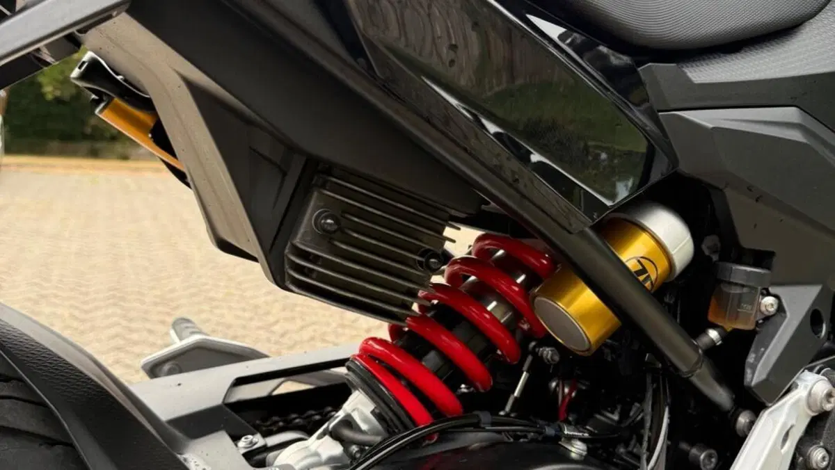 Bmw F 900 XR (2020 - 24)  (6)