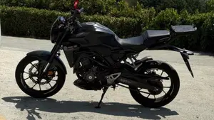 Honda CB 300 R (2022 - 26)  (3)