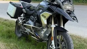 Bmw R 1200 GS (2017 - 18)  (2)