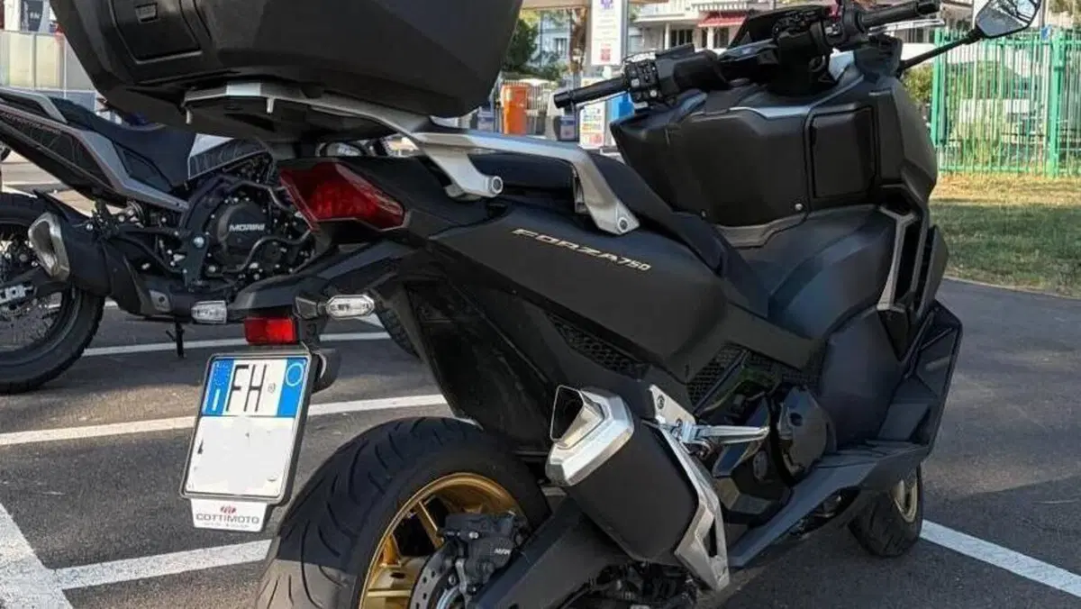 Honda Forza 750 DCT Special Edition (2024)  (4)