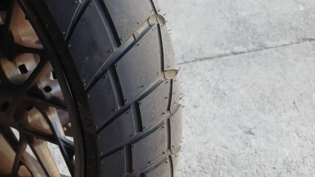 Honda ADV 350 (2022 - 24)  (4)