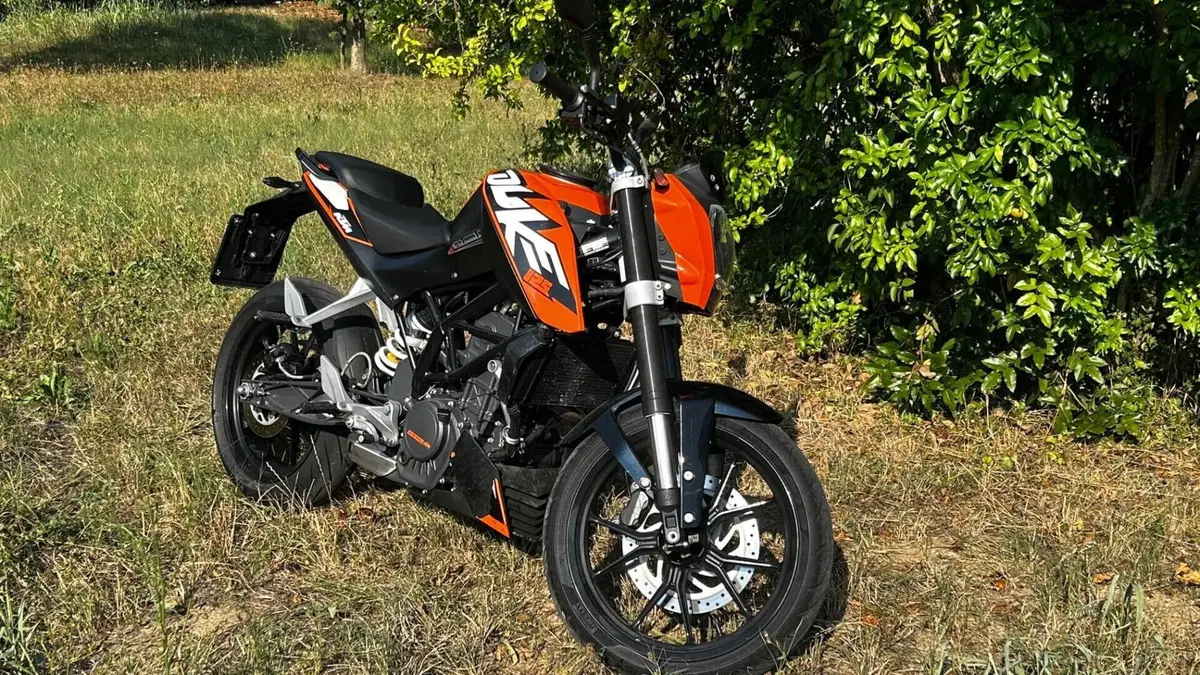 KTM 125 Duke ABS (2013 - 16)  (2)
