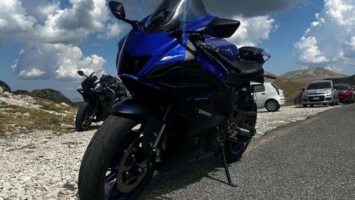 Yamaha YZF R7 (2021 - 25)  (4)