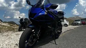 Yamaha YZF R7 (2021 - 25)  (4)