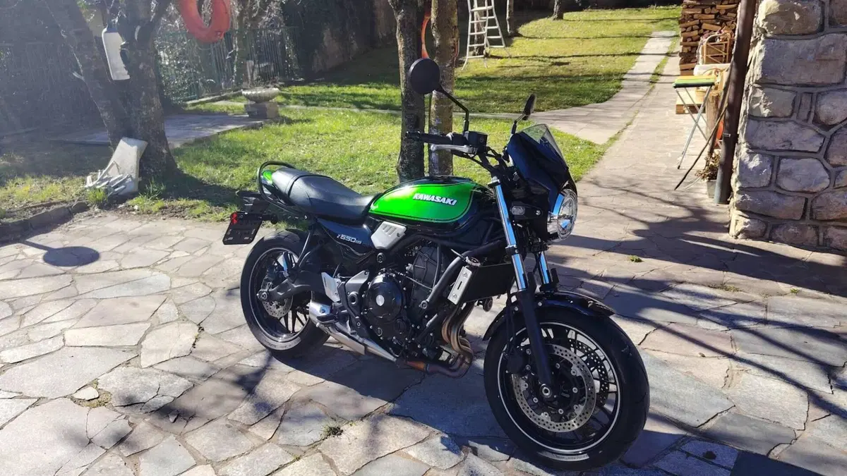 Kawasaki Z 650 RS (2025 - 26) 