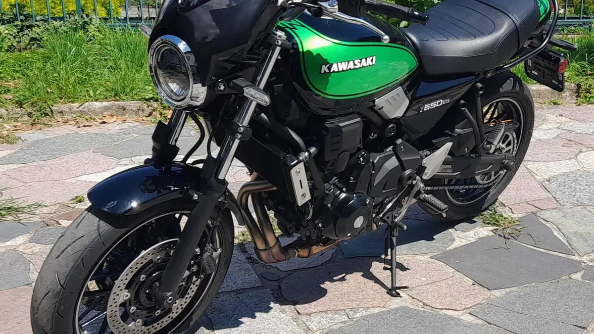 Kawasaki Z 650 RS (2025 - 26)  (3)