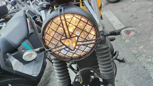 Triumph Scrambler 900 (2023 - 25)  (3)
