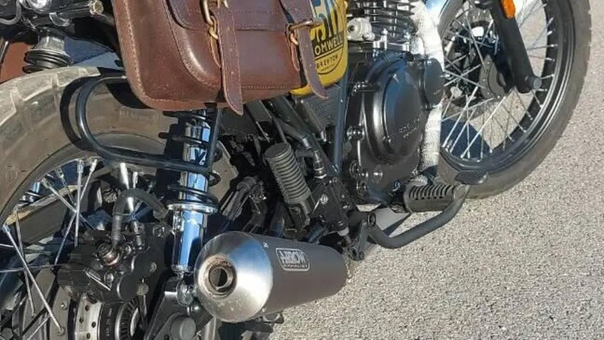 Brixton Motorcycles Cromwell 250 (2021 - 25)  (3)