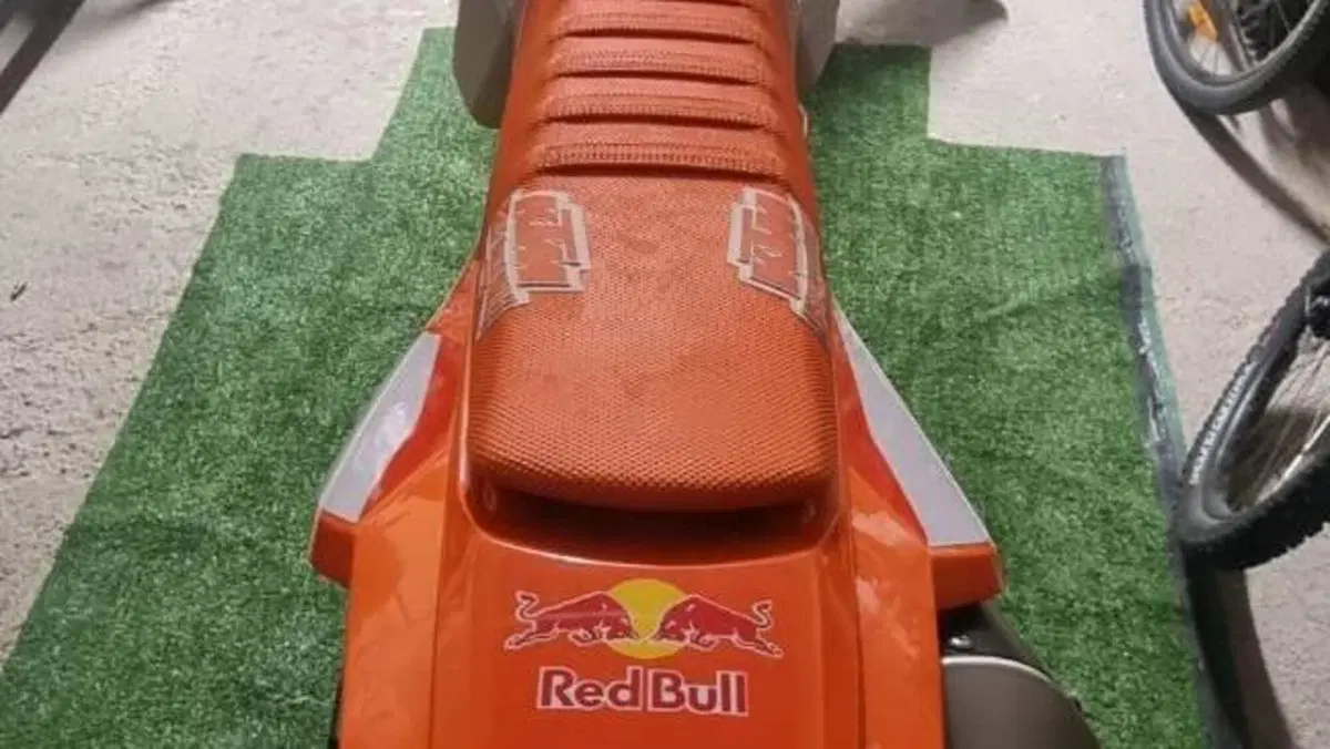 KTM 350 EXC-F Champion Edition (2025)  (3)