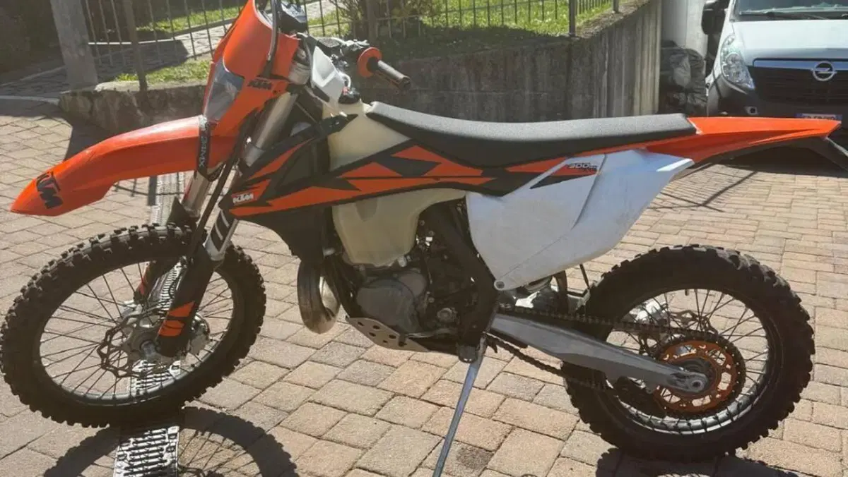 KTM 300 EXC E TPI (2018)  (2)