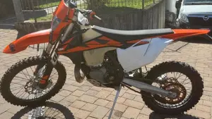 KTM 300 EXC E TPI (2018)  (2)