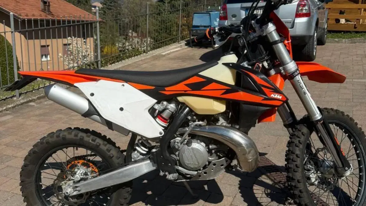 KTM 300 EXC E TPI (2018)  (9)