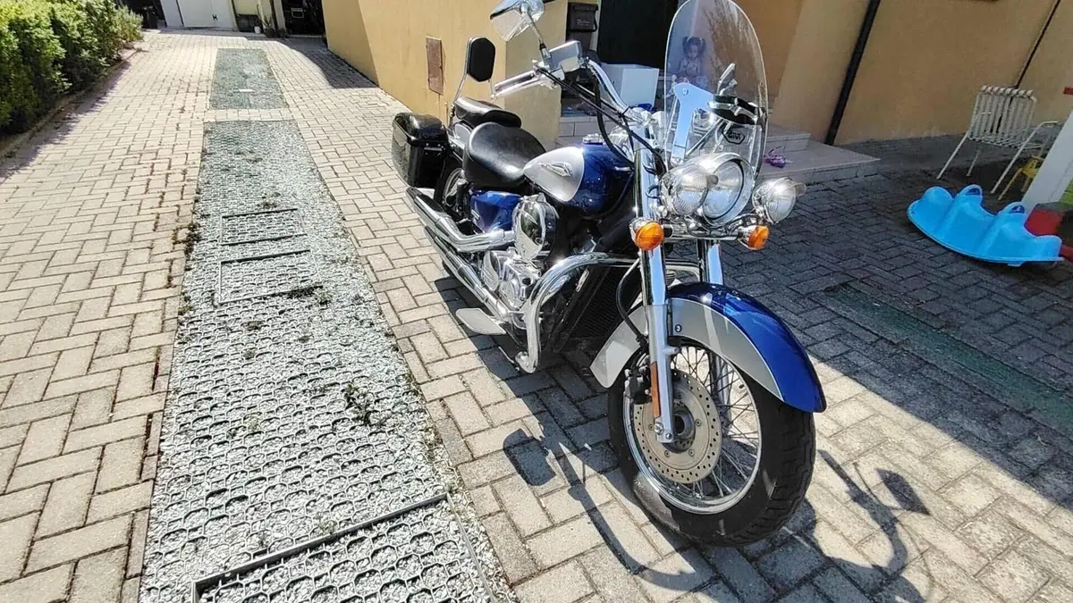 Honda Shadow 750 (2012)  (7)