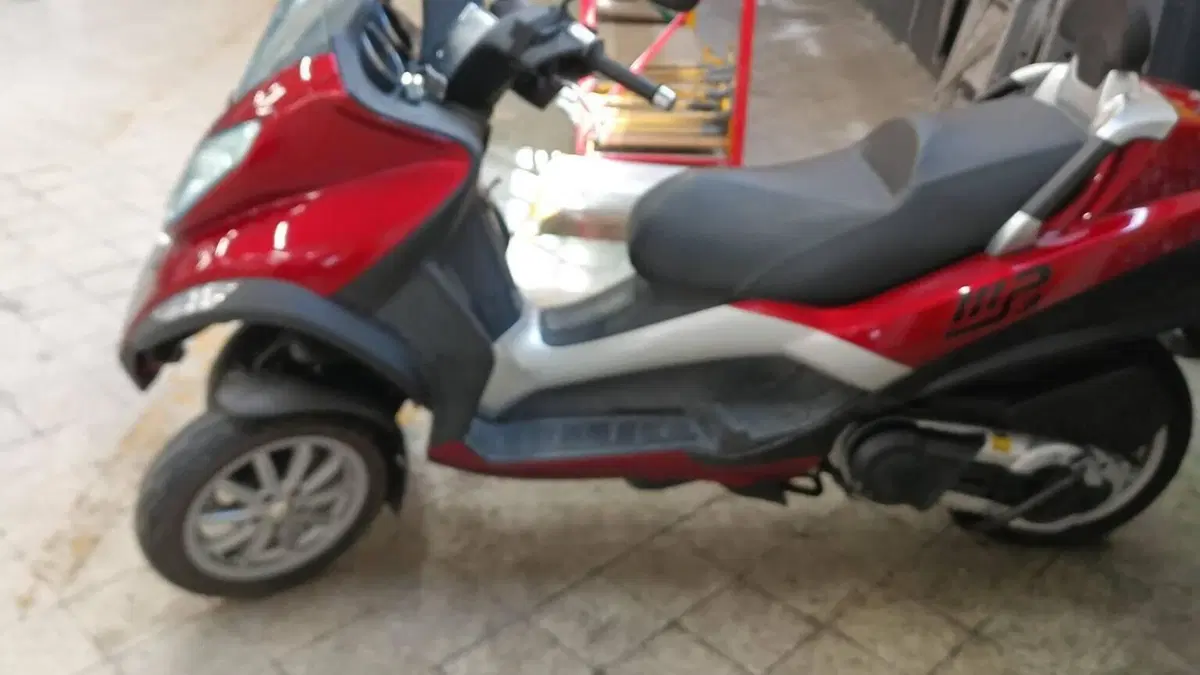 Piaggio MP3 400 Touring (2011 - 12)  (14)