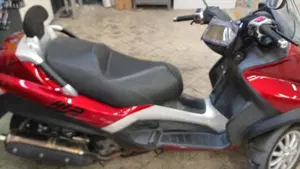 Piaggio MP3 400 Touring (2011 - 12)  (15)