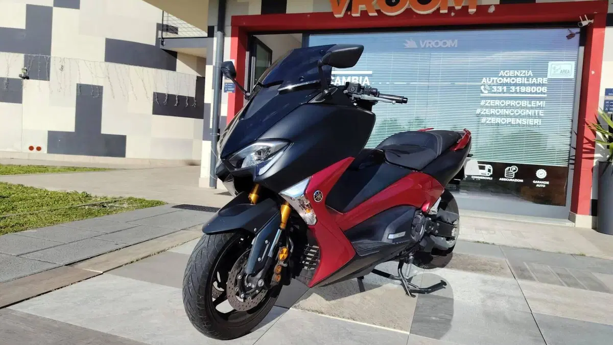 Yamaha T-Max 530 ABS (2015 - 17)  (3)
