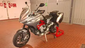 MV Agusta Turismo Veloce 800 (2017 - 2019)  (3)