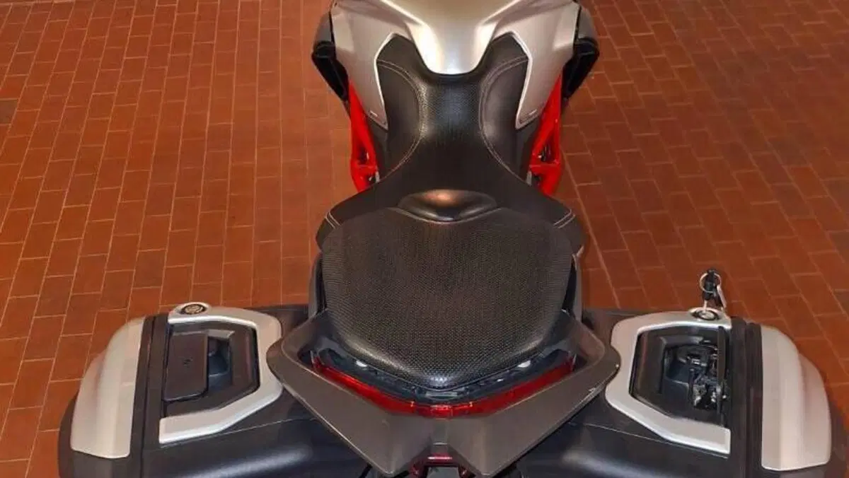 MV Agusta Turismo Veloce 800 (2017 - 2019)  (4)