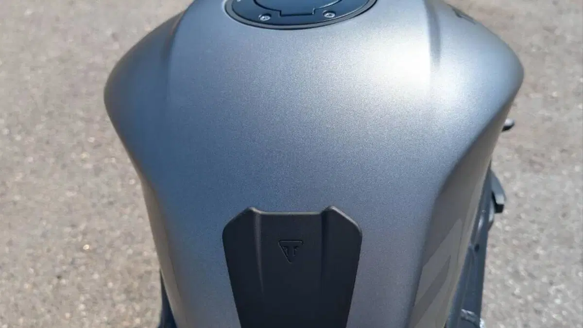 Triumph Speed Triple 1200 RS (2021 - 24)  (6)