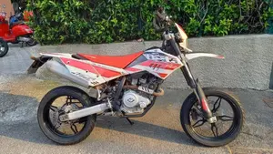 Betamotor RR 125 4T Motard LC (2010 - 17) 