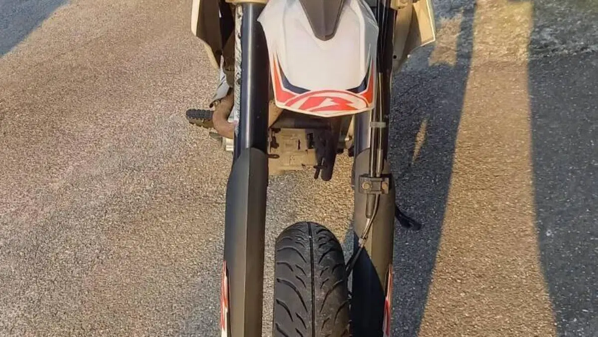 Betamotor RR 125 4T Motard LC (2010 - 17)  (2)