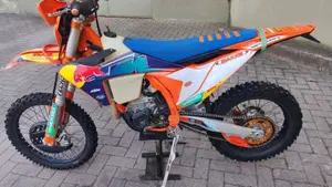 KTM 500 EXC-F (2024)  (2)