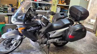 Honda Transalp XL 650V (2000 - 04) usata