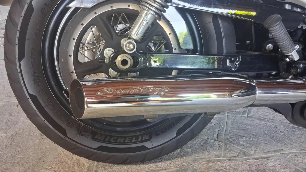 Harley-Davidson 1200 Custom CB (2013 - 17) - XL 1200CB  (3)