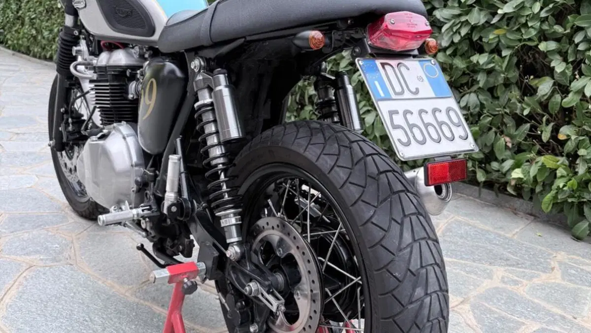 Triumph Thruxton 900 (2004 - 15)  (13)