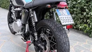 Triumph Thruxton 900 (2004 - 15)  (13)