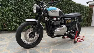 Triumph Thruxton 900 (2004 - 15)  (15)
