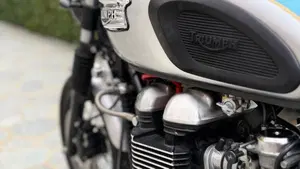 Triumph Thruxton 900 (2004 - 15)  (17)