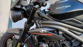 Triumph Speed Triple 1050 RS (2018 - 20) usata