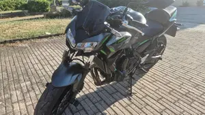 Kawasaki Z 650 (2021 - 24)  (8)