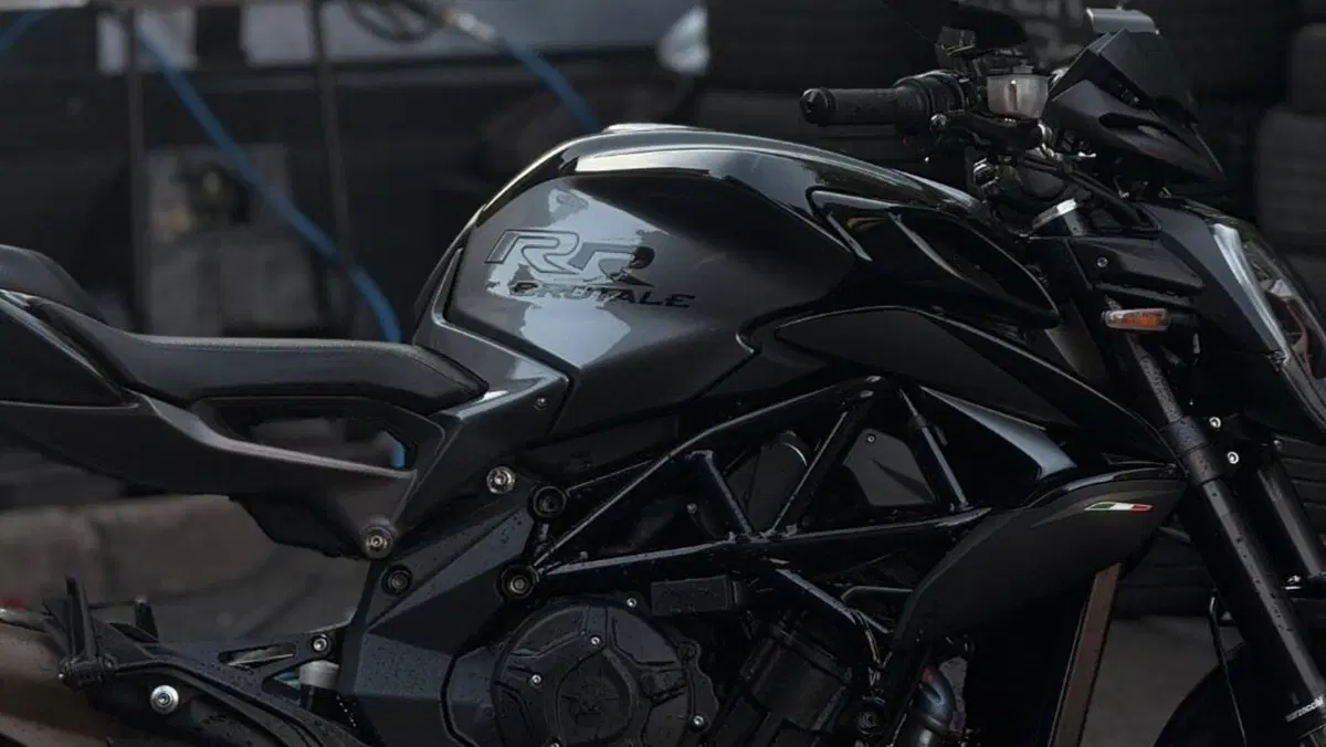 MV Agusta Brutale 800 RR (2021 - 25)  (2)