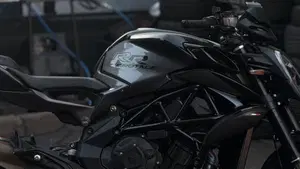 MV Agusta Brutale 800 RR (2021 - 25)  (2)