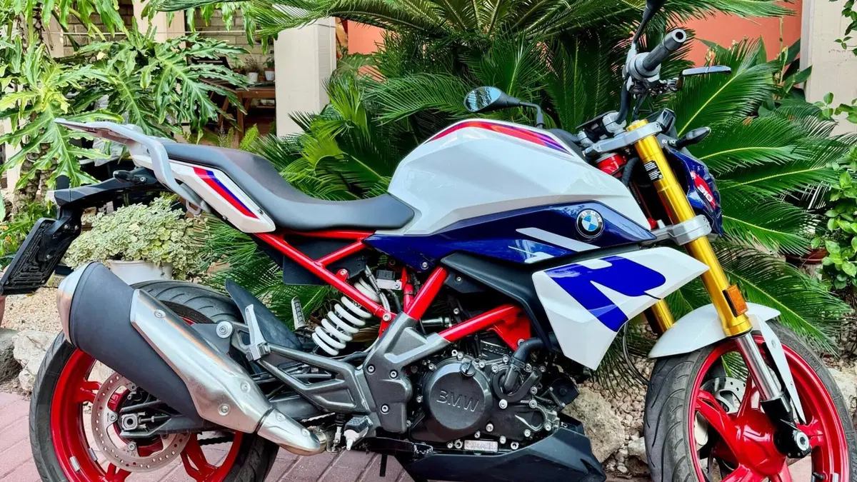 Bmw G 310 R (2021 - 25)  (2)