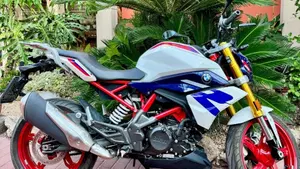 Bmw G 310 R (2021 - 25)  (2)