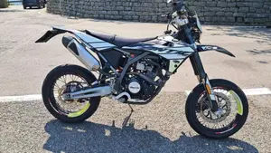 Fantic Motor XMF 125 Motard Performance 4t (2021 - 22)  (2)