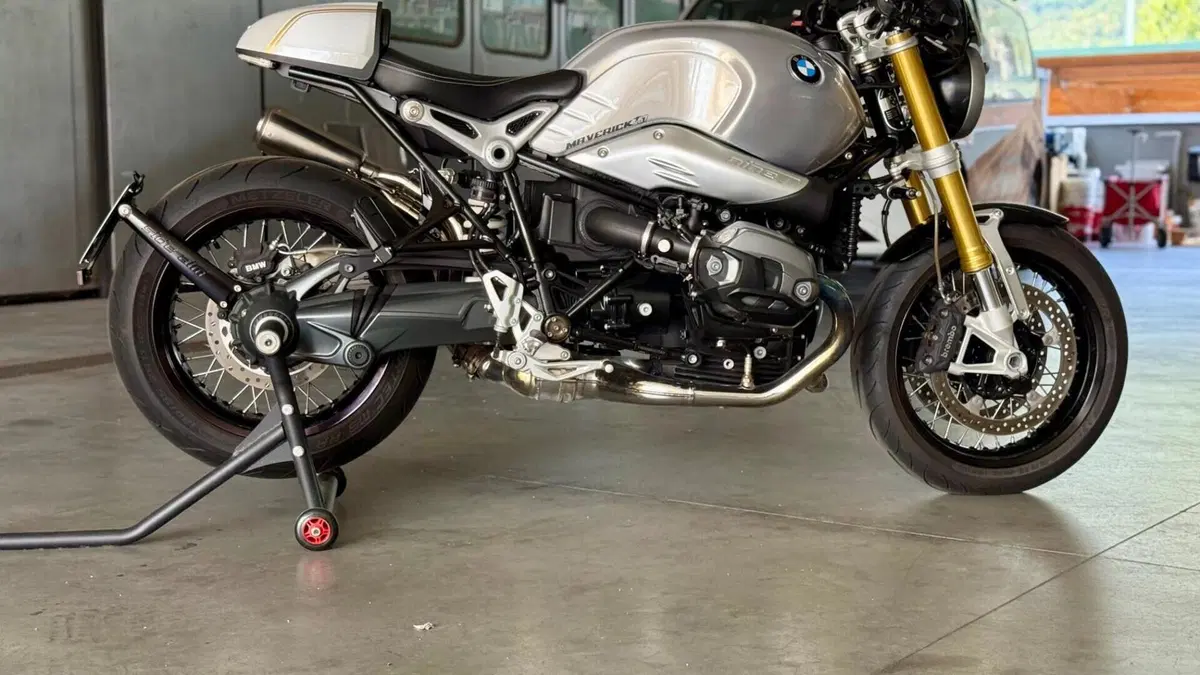 Bmw R nineT 1200 Racer (2017 - 20)  (2)