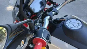 Moto Guzzi V85 TT Evocative Graphics (2019 - 20)  (8)