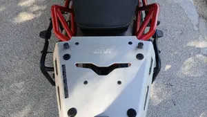 Moto Guzzi V85 TT Evocative Graphics (2019 - 20)  (10)