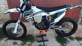 Husqvarna FE 250 (2023)