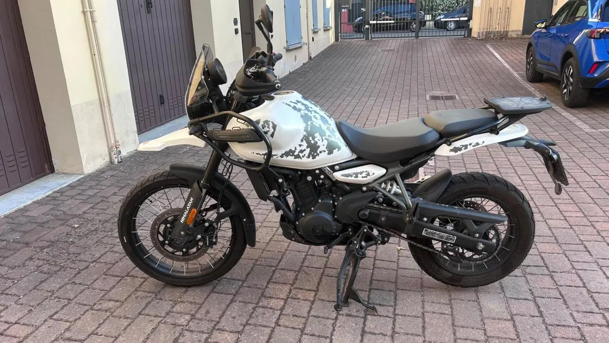 Royal Enfield Himalayan 450 Tubeless (2024 - 26)  (2)
