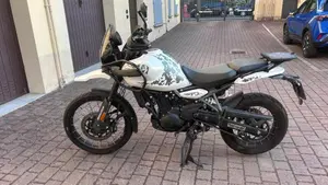 Royal Enfield Himalayan 450 Tubeless (2024 - 26)  (2)