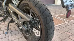 Royal Enfield Himalayan 450 Tubeless (2024 - 26)  (5)