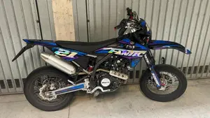 Fantic Motor XMF 125 Motard Performance 4t (2021 - 22) 